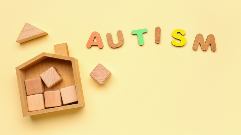 Atenção e conhecimento: Alexandre Costa Pedrosa destaca como identificar indícios precoces do autismo infantil.