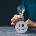 Alfredo Moreira Filho analisa como a escrita pode se tornar uma extensão natural da experiência profissional, transformando prática e trajetória em narrativa estratégica com valor para negócios e liderança.